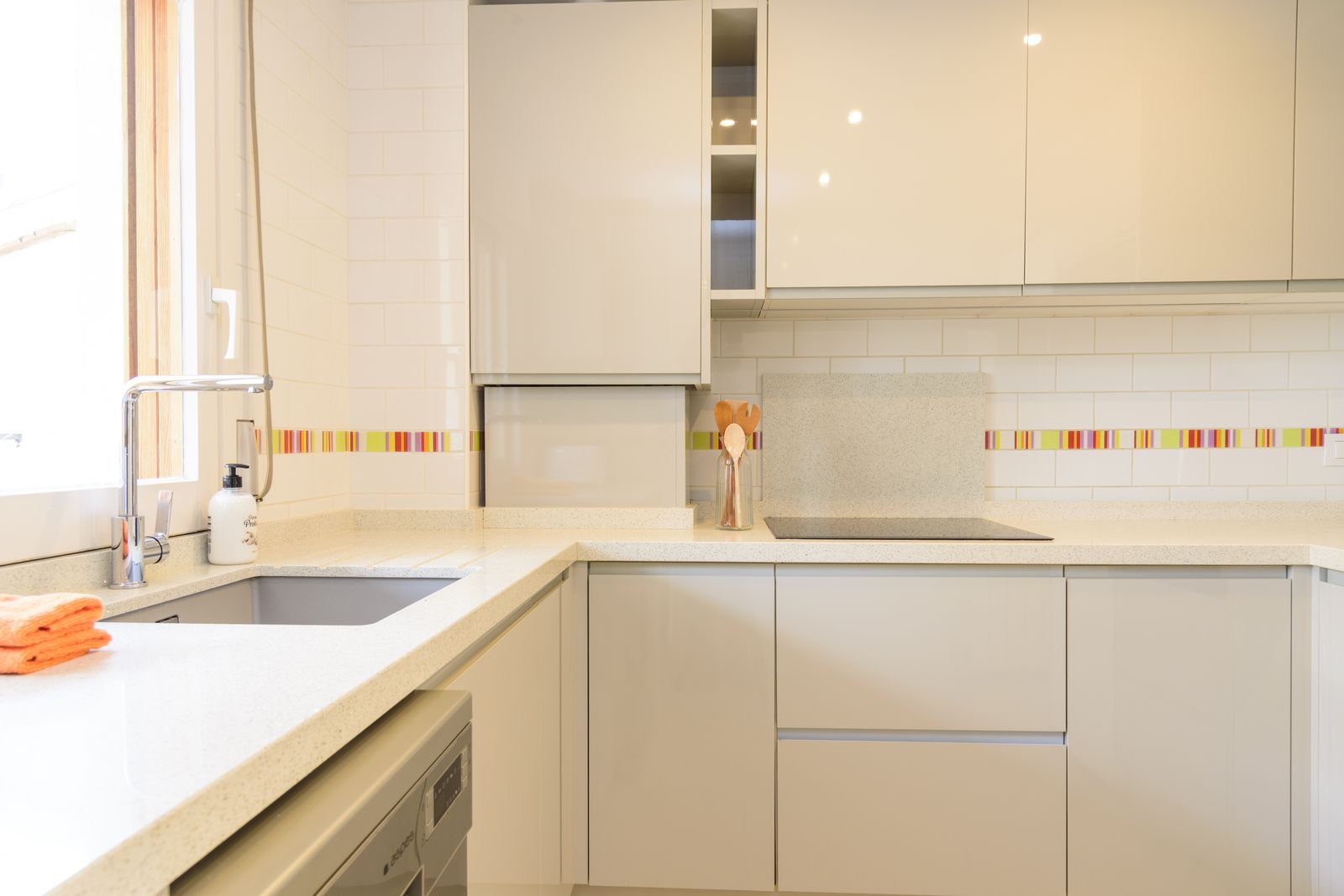 Lichte keuken in Augusta Hada